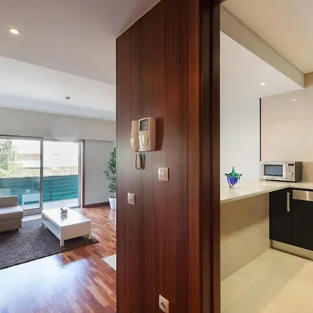 Апартаменты Areias Beach Apartment *