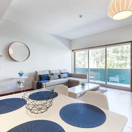 Areias Beach Apartment Апартаменты *